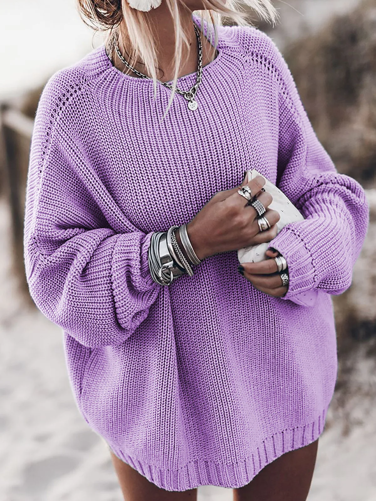 JO | Fashionable and minimalist winter sweater