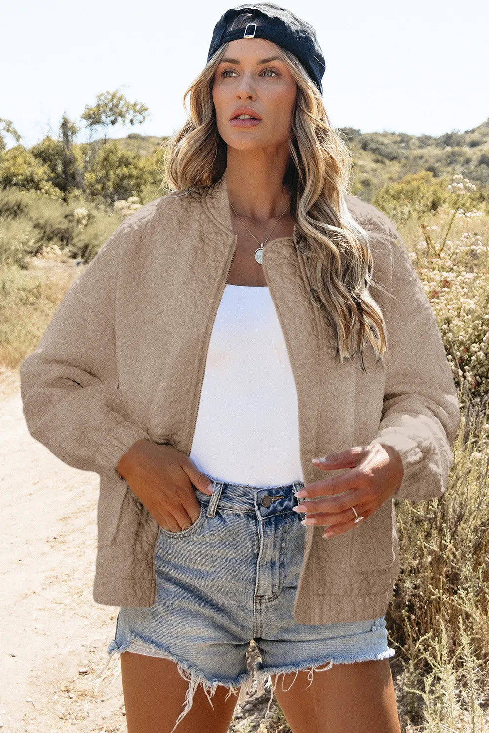 JO | Relaxed and timeless winter jacket
