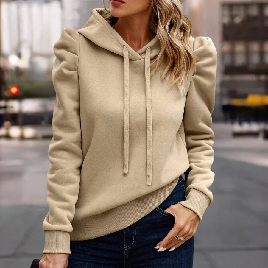 JO | Uncomplicated and chic winter hoodie