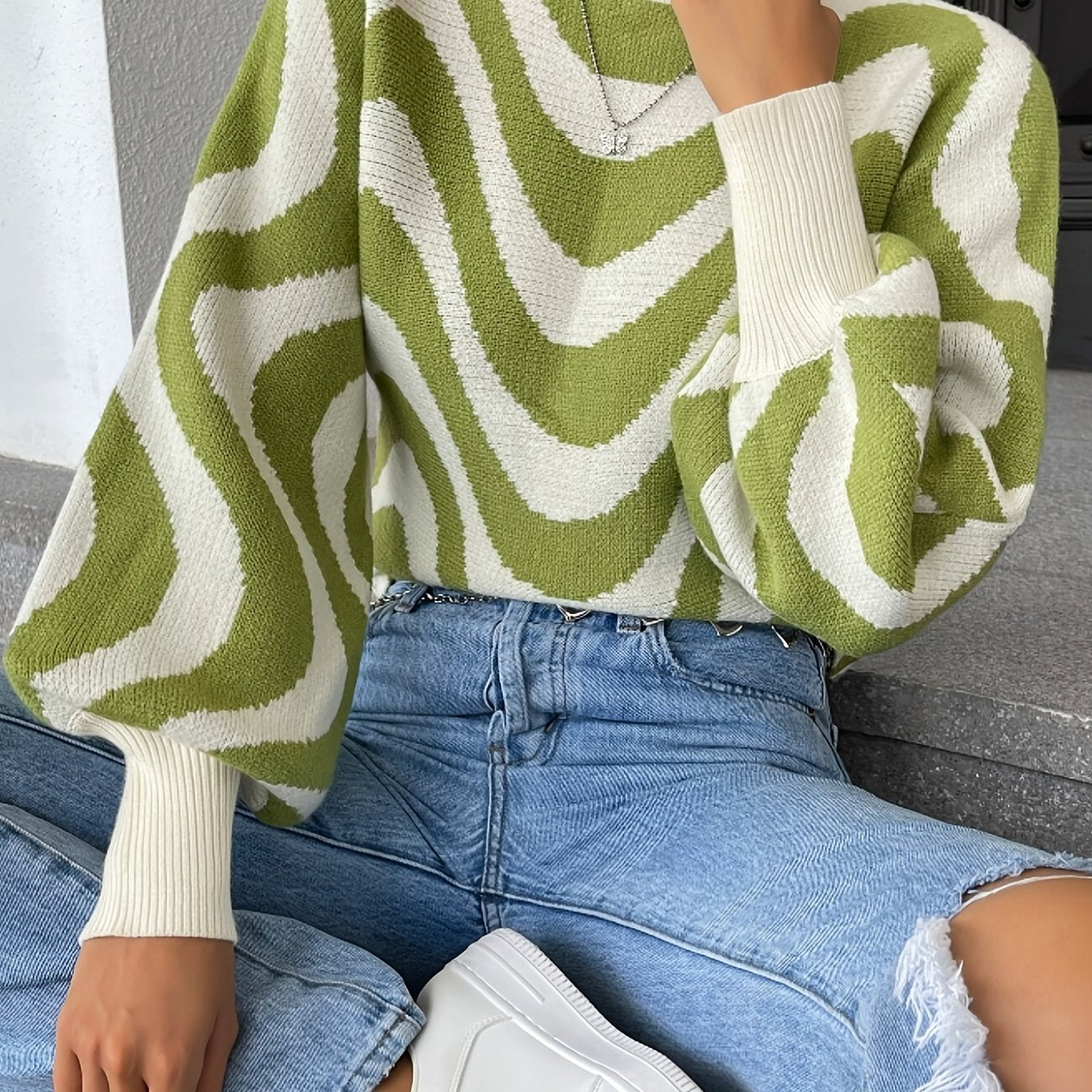 JO | Timeless and stylish winter sweater