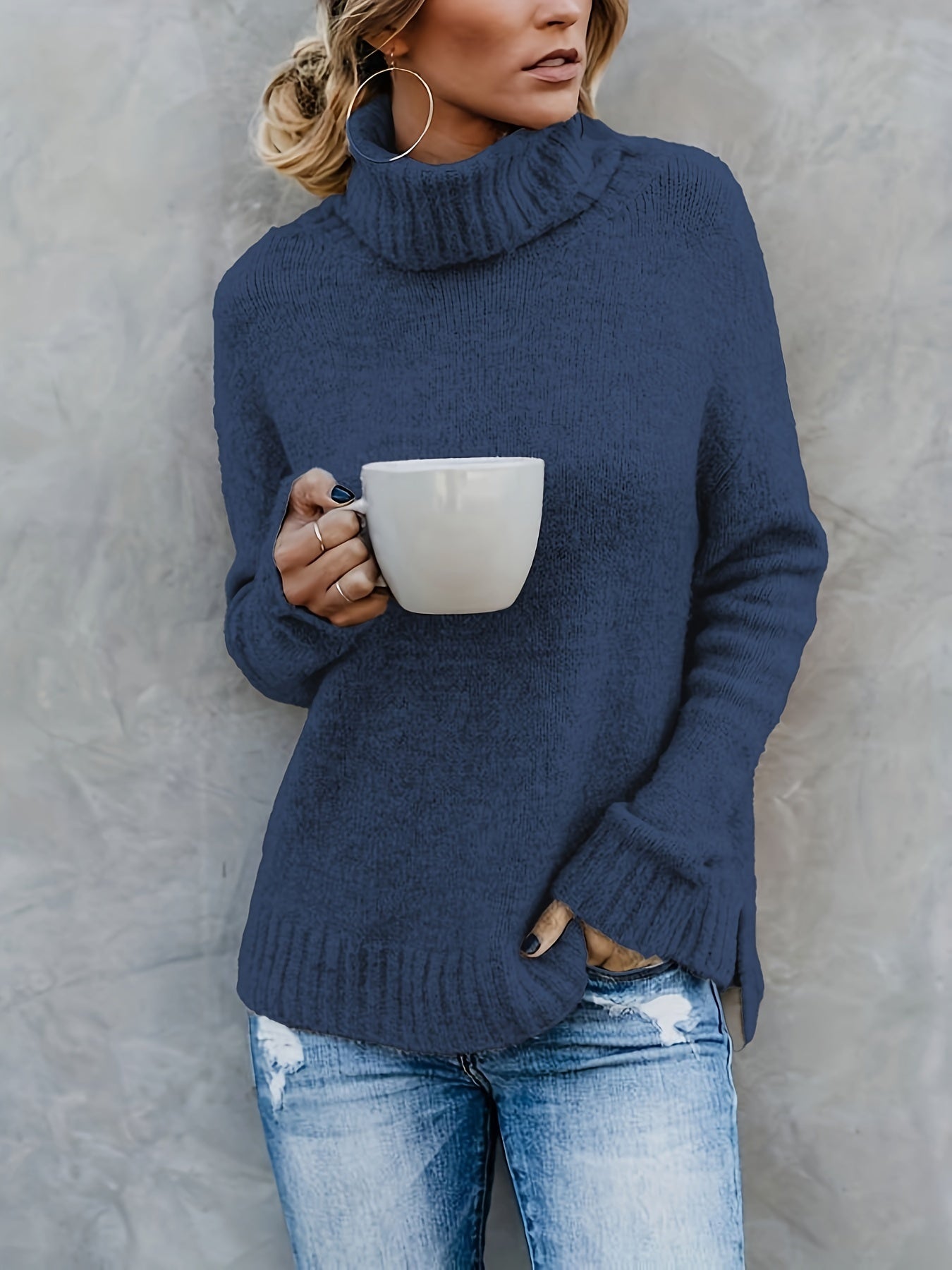 Klaudia® | Casual and Fashionable Sweater