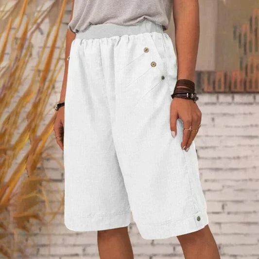 JO | Classic and elegant shorts