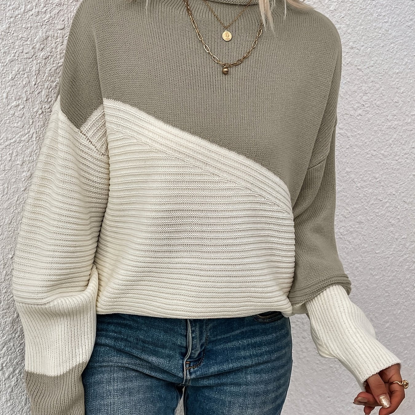 Cecília® | Comfortable and Stylish Sweater