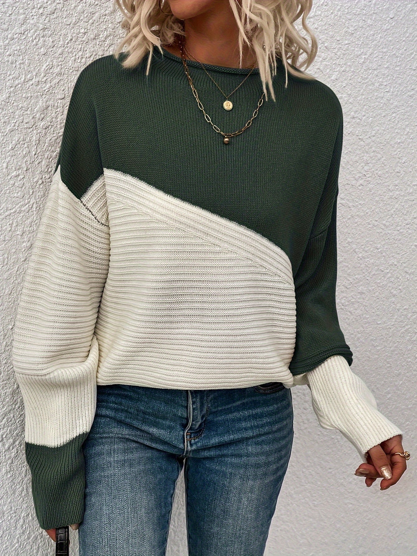 Cecília® | Comfortable and Stylish Sweater