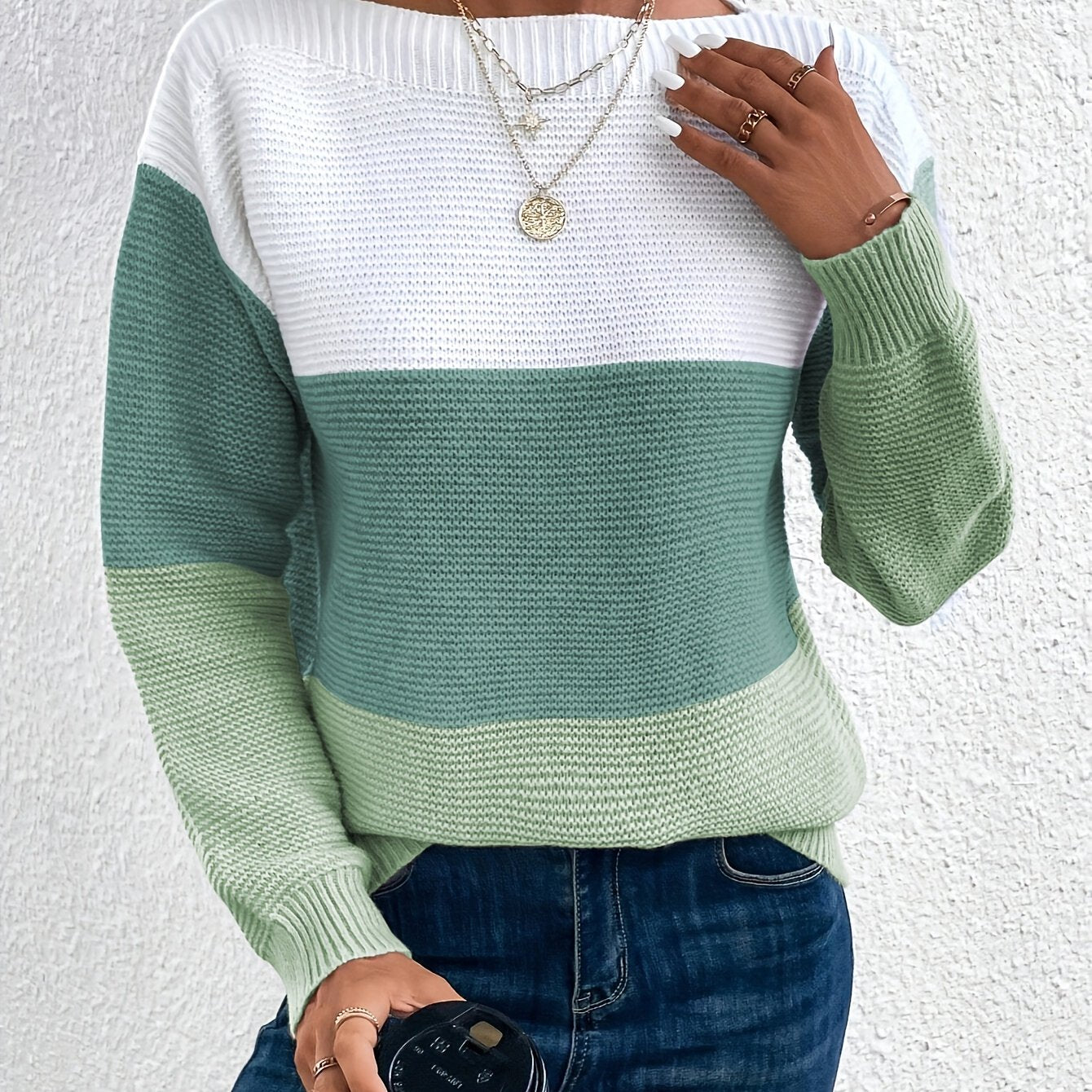 Laís® | Casual and Stylish Sweater