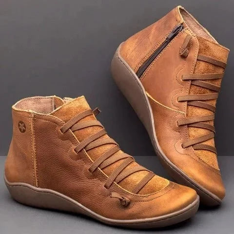 JO | Lively and airy boots