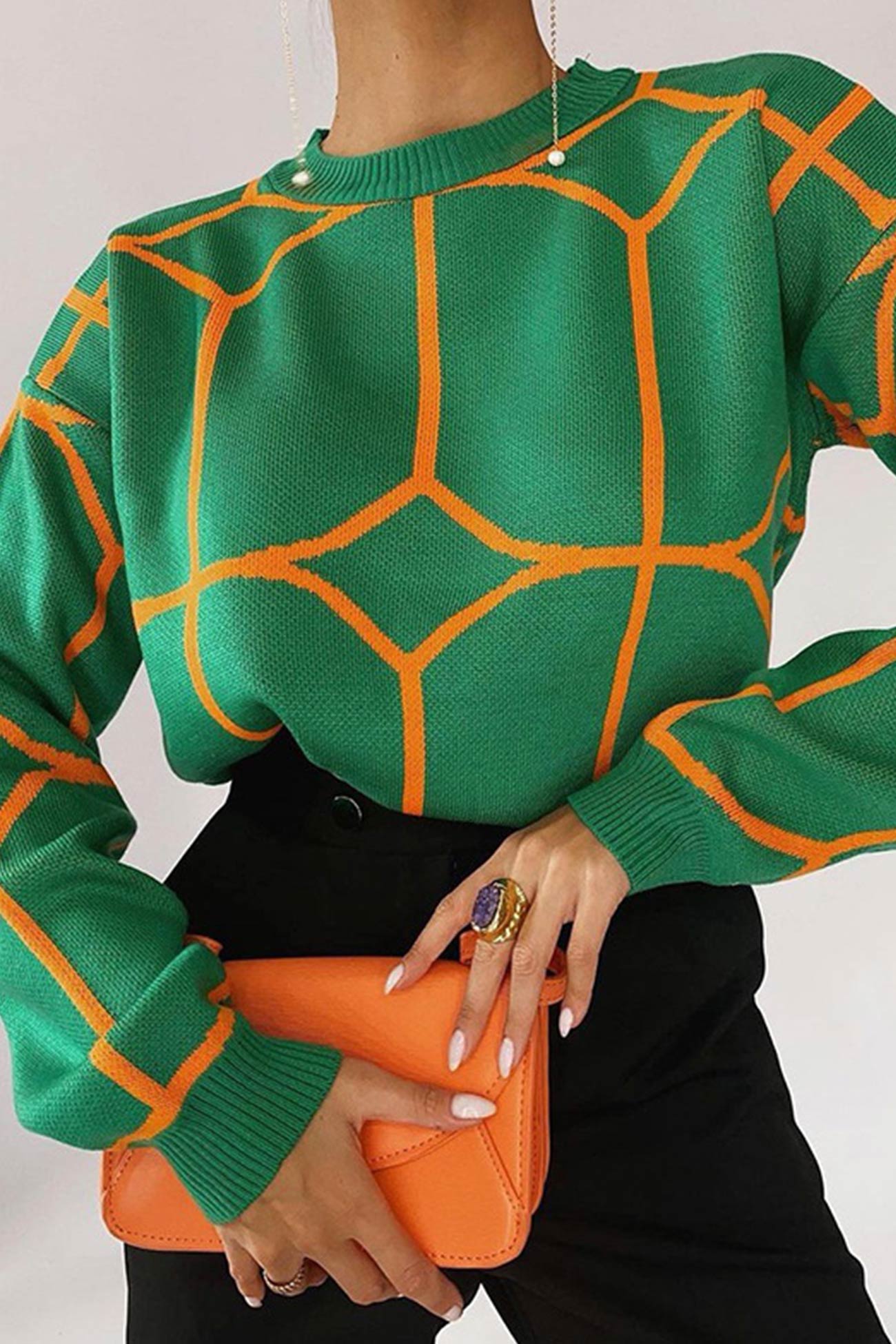 JO | Fashionable and effortless sweater