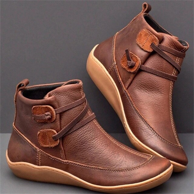JO | Casual leather buckle boots