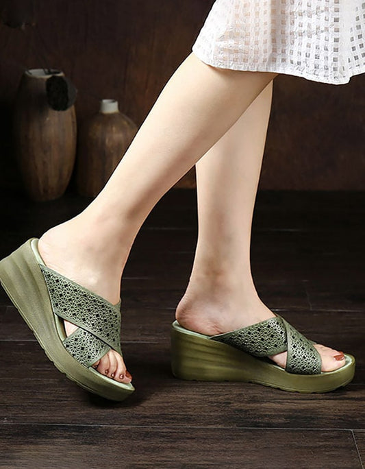 JO | Polished and cool heels