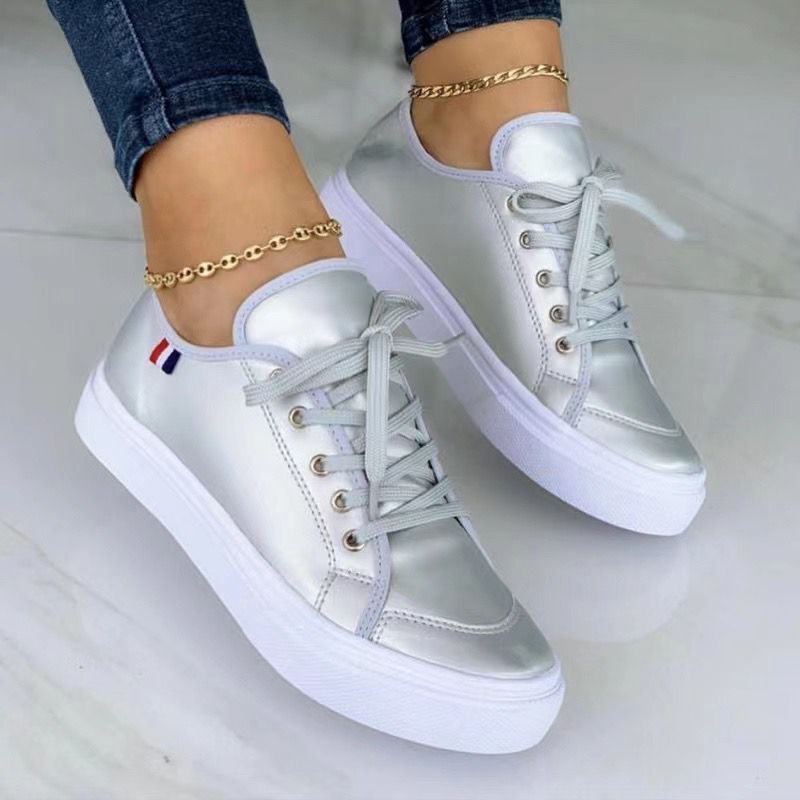 JO | Classic and comfortable summer sneakers