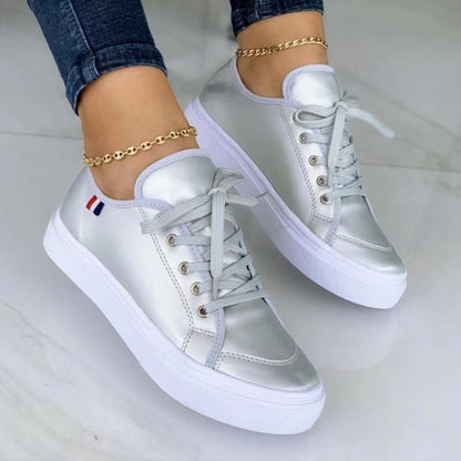 JO | Classic and comfortable summer sneakers