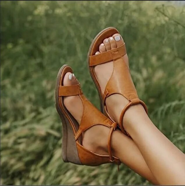 JO | Classic gladiator sandals