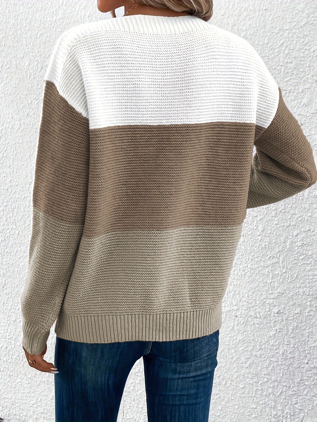 Laís® | Casual and Stylish Sweater