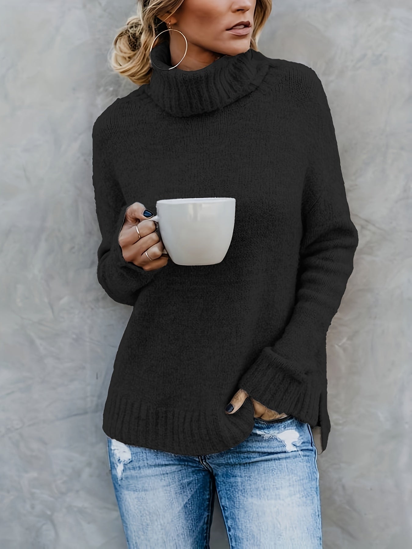 Klaudia® | Casual and Fashionable Sweater