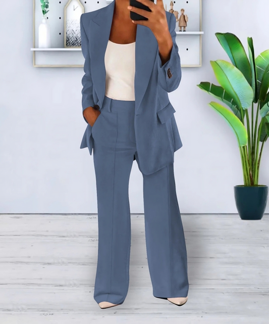 JO | Relaxed and timeless winter garment